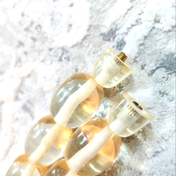 Chunky Acrylic Statement Necklace w/Screw Clasp - Rounds - Picture 7 of 15